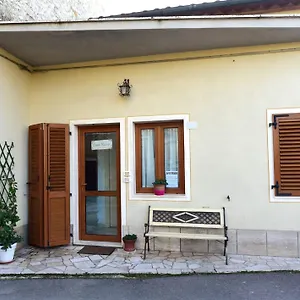  Holiday home Casa Maira In Centro A Italy